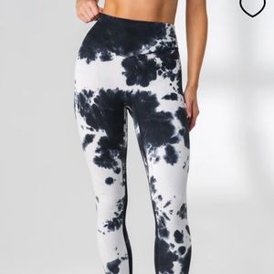 Balance Athletica Leggings